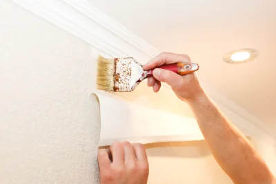 Pose de papier peint à Bollwiller — revêtements muraux et toiles de verre